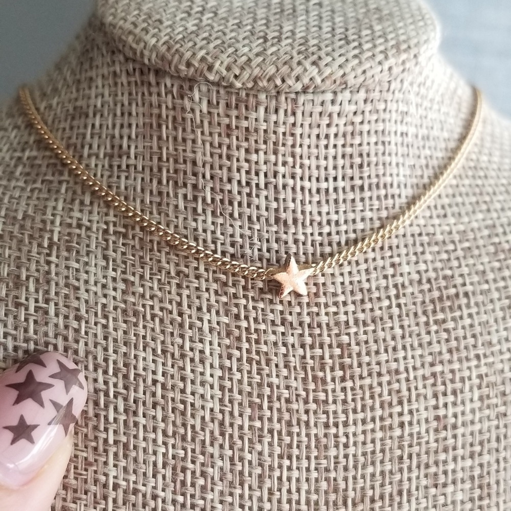 Tiny Star Gold Chain Necklace